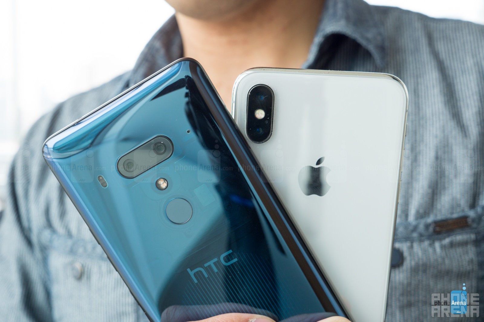 HTC U12+ vs Apple iPhone X: first look