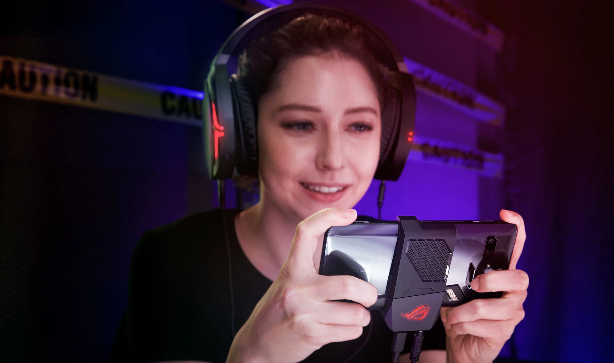 The Asus ROG Phone is announced: it's meant to make headshots, but it aims at gamers' hearts