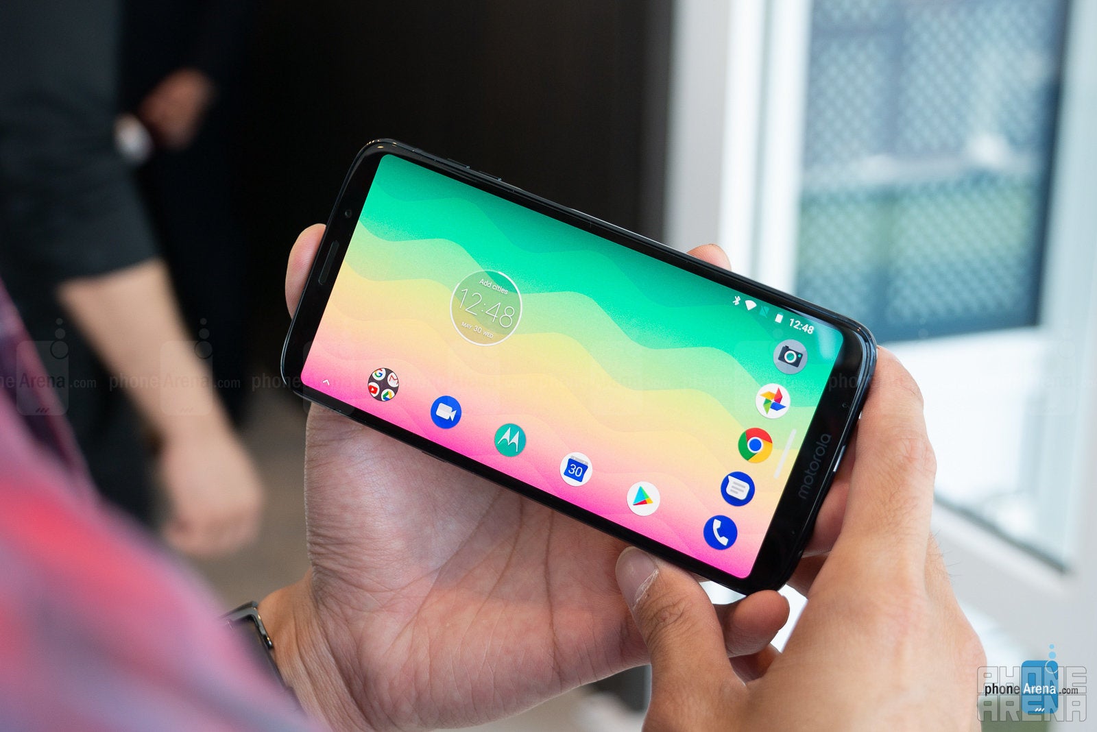 Moto Z3 Play hands-on: a tougher sell this time around