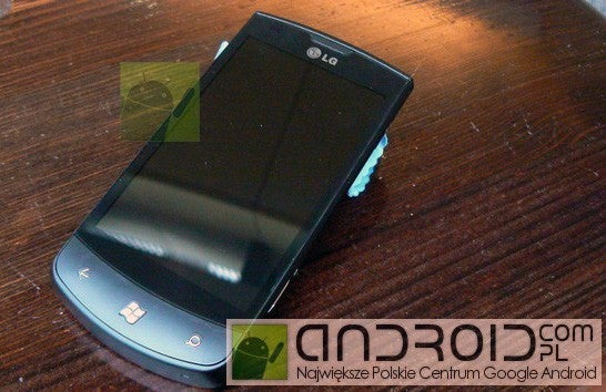 LG E900 - LG E900 caught on video in Europe, US might be getting the QWERTY C900/Pacific first