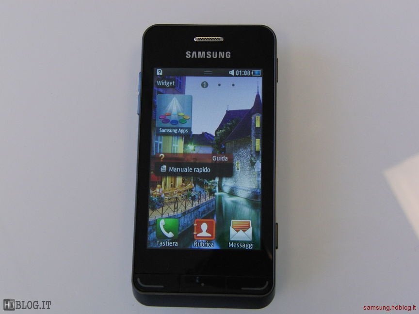 Samsung Wave 723 poses for the camera &amp; pitted against the original