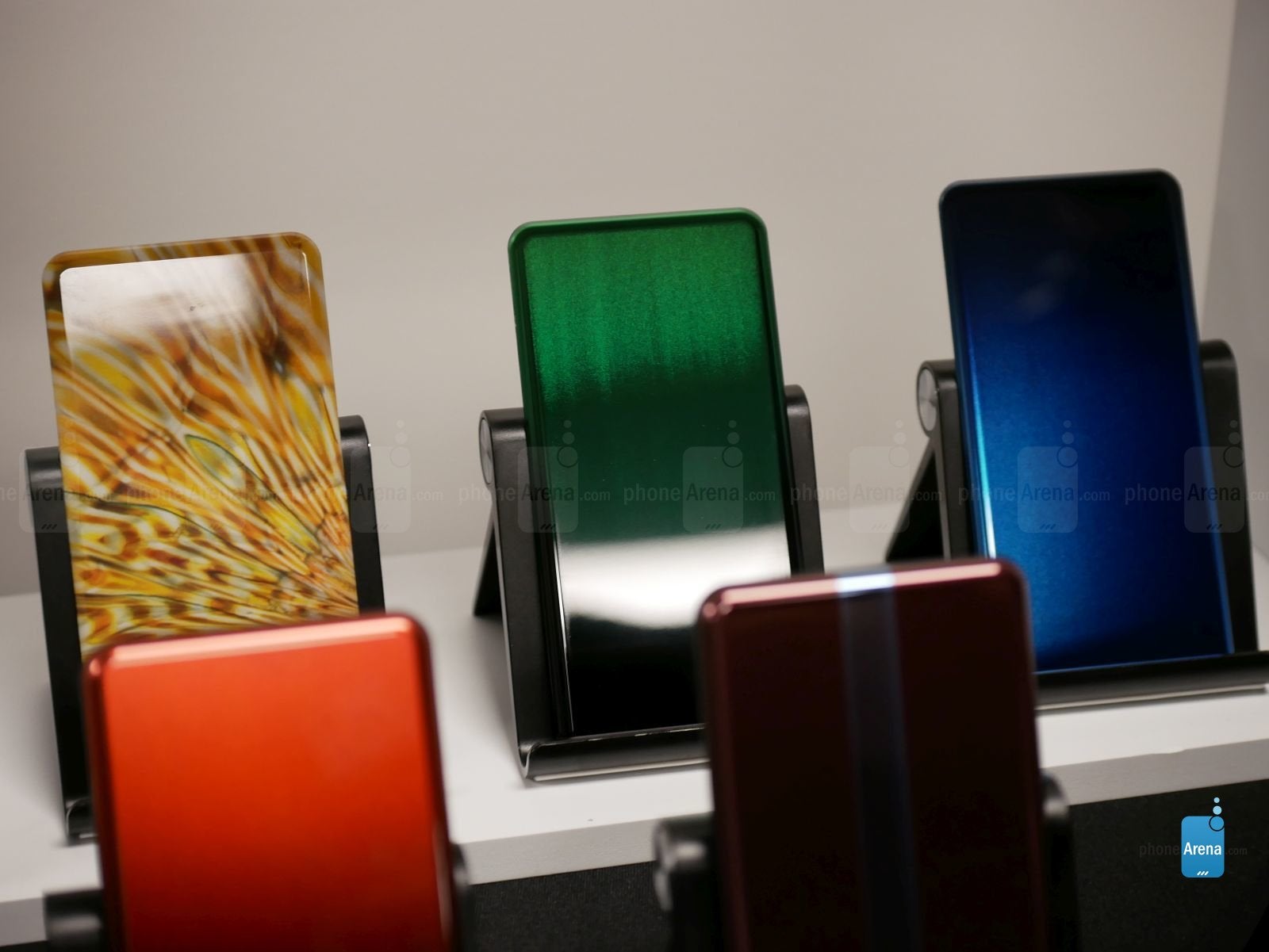 Corning's new inkjet technology allows them to print images on a piece of glass, with some offering unique textures to emulate the look and feel of real-life materials such as wood. - Corning's Technology Center tour: where glass innovations are born