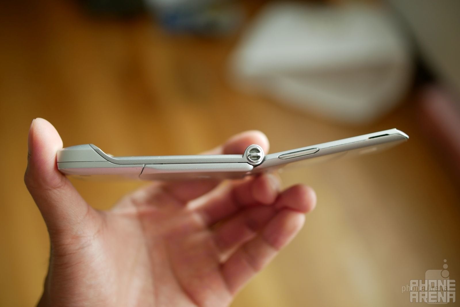 The Motorola RAZR lived up to its name by sporting the skinniest profile in a phone during its time. - Remembering the Motorola RAZR V3: the phone that redefined beauty &amp; design