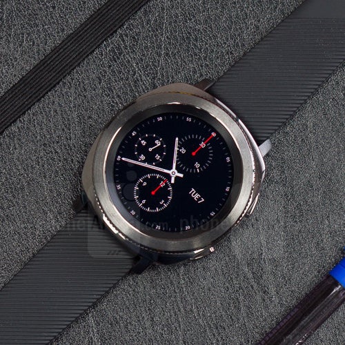 Samsung Galaxy Watch (Gear S4) vs Google Pixel Watch: what we expect