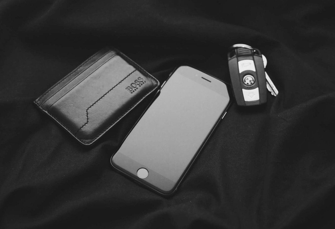 The three tap check keys-wallet-phone will be reduced to only phone - What will the smartphones of 2040 be like? Here&#039;s our wild guess