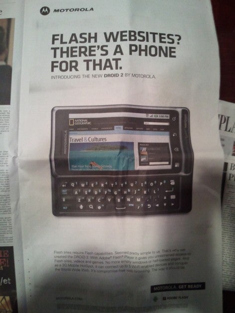 Snap! Motorola lays out Apple once again with full page shot at the iPhone