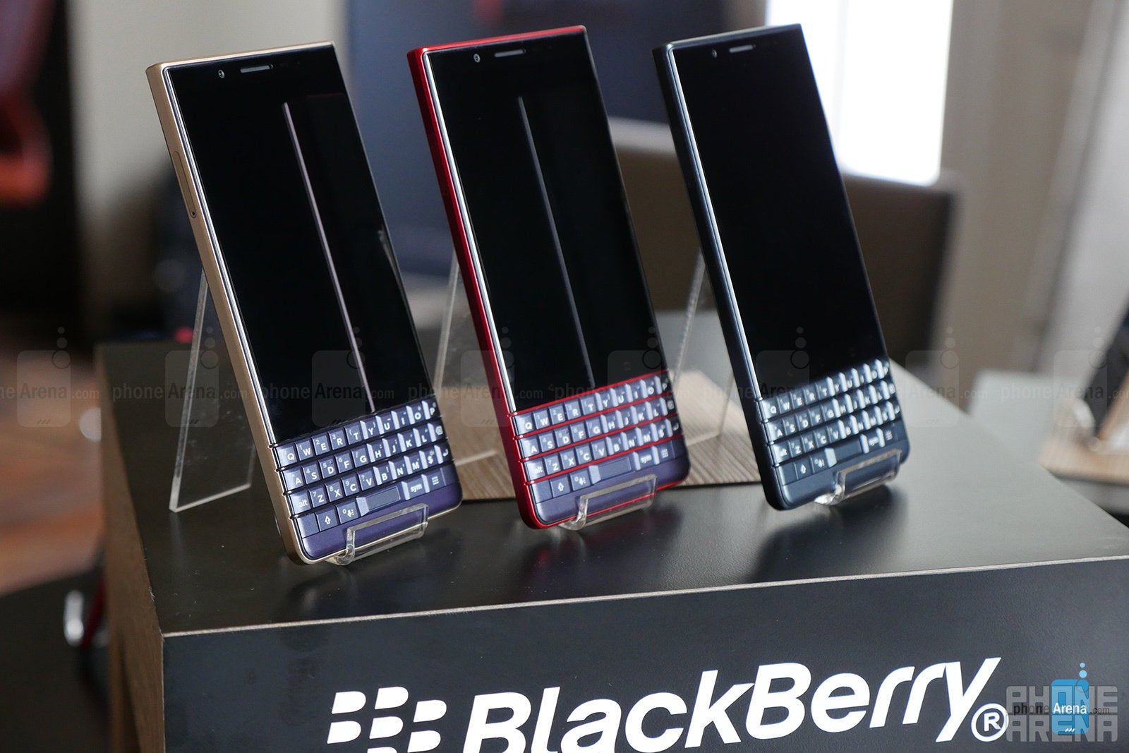 BlackBerry Key2 LE: hands-on preview