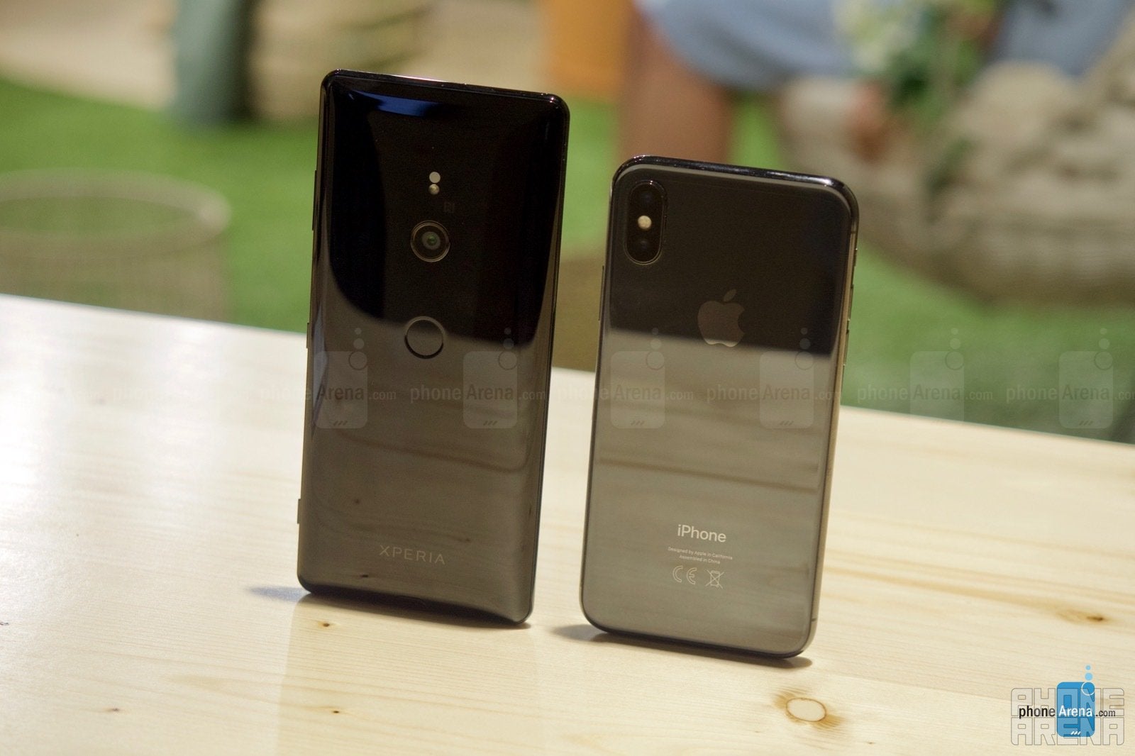 $900 Xperia XZ3 vs $1000 iPhone X: can you afford these babies?