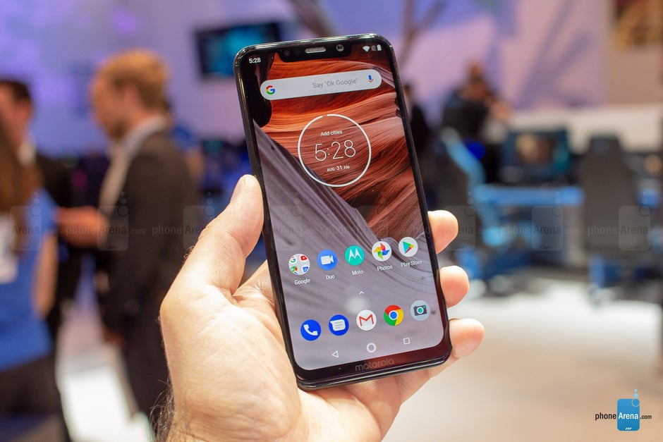 The Motorola One Power has a huge battery - Motorola One and Motorola One Power hands-on: iPhone looks for a third of the price