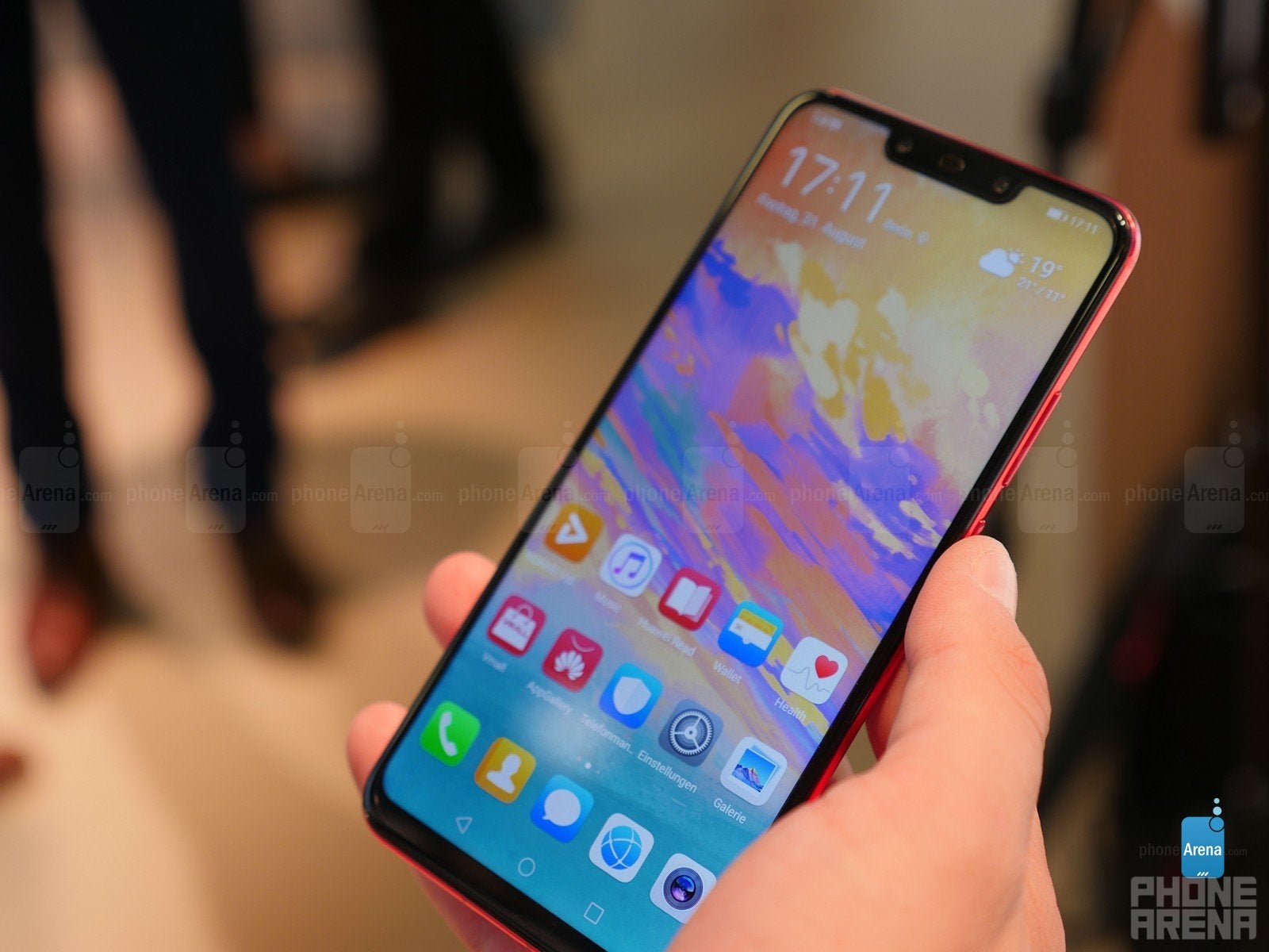 Huawei Nova 3 hands-on: Vibrant colors and great value extravaganza