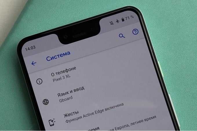 What is that abomination at the top of the Pixel 3 XL screen? - The Pixel 3 XL proves Google still doesn't know how to make phones for the masses