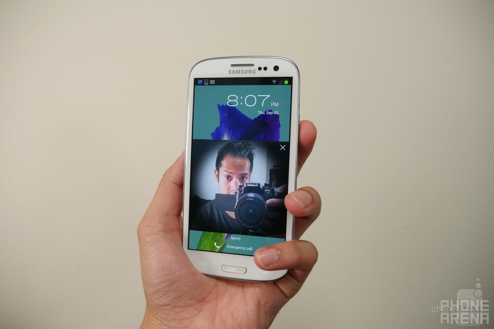 Hey, we had face unlock back in 2012. Too bad it was easily fooled! - Most useless software features in Samsung's past smartphones