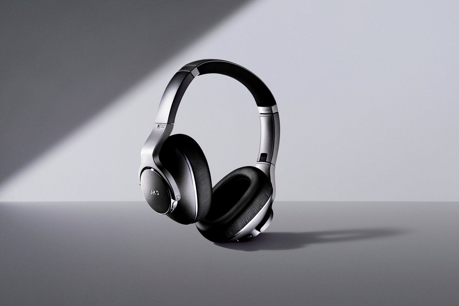 AKG N700NC - Samsung brings three new AKG headphones to the United States