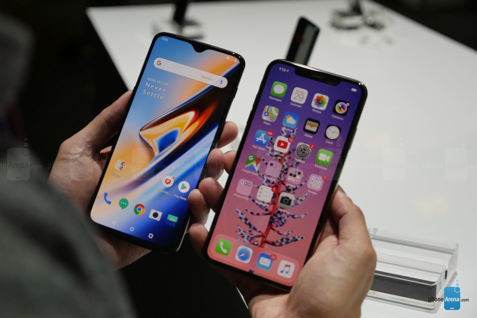 OnePlus 6T vs Apple iPhone XS Max: first look