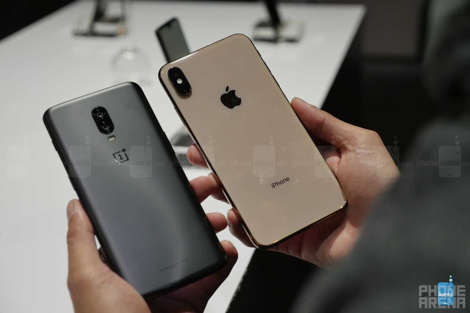 OnePlus 6T vs Apple iPhone XS Max: first look