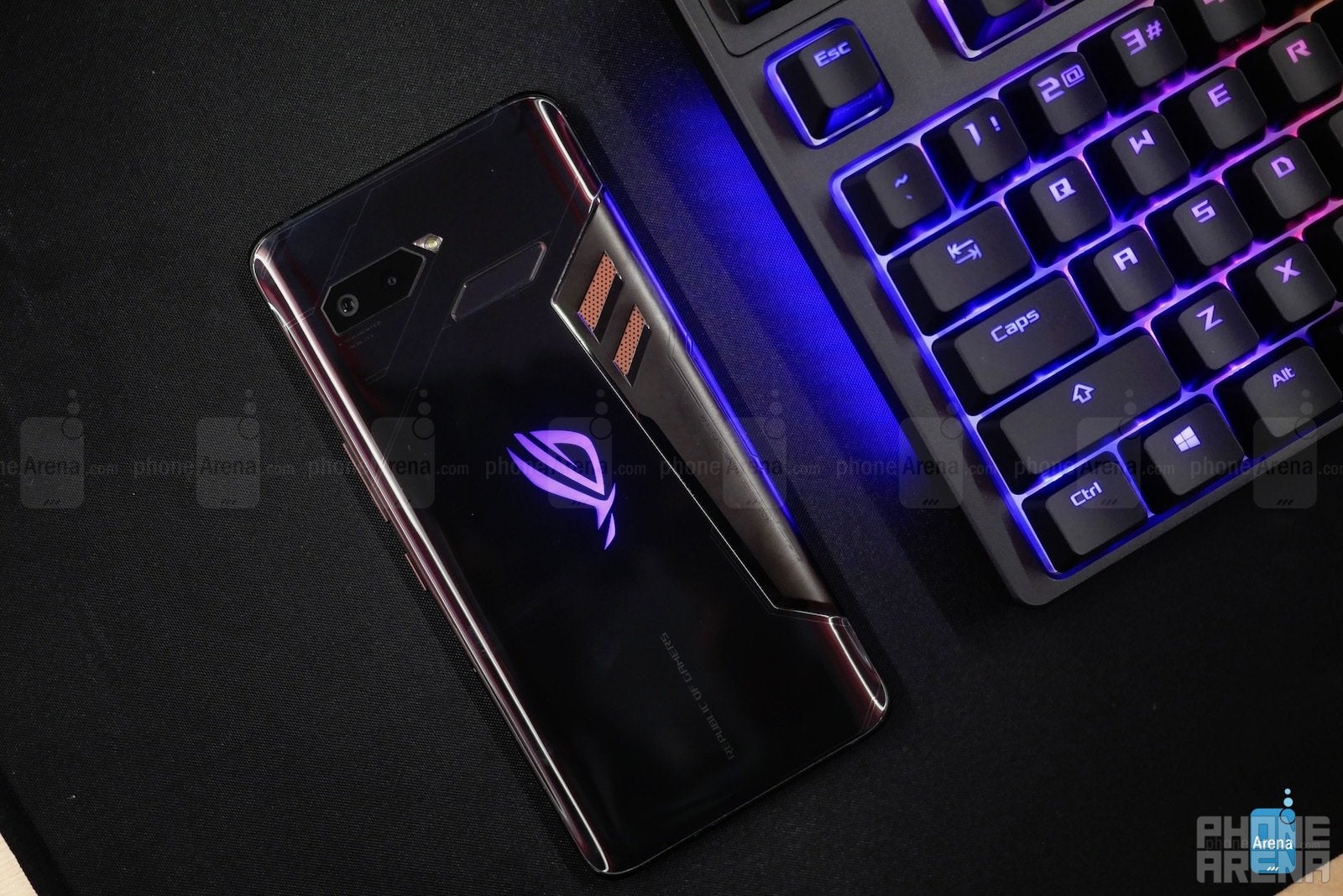 Asus ROG Phone and Accessories Hands-On: More Hardware, More Gaming