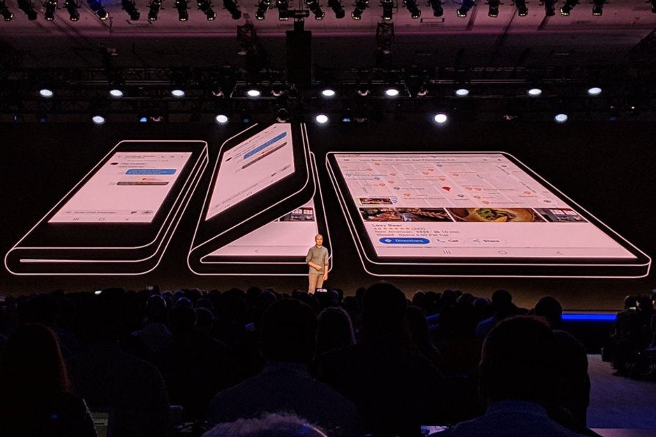 Google tips native Android Q for foldable phones, here&#039;s how apps will behave