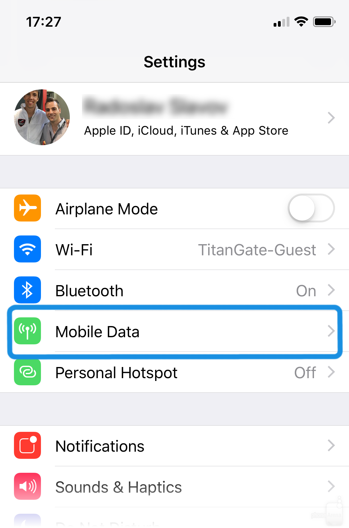 How to access the SIM card applications and services on iPhone