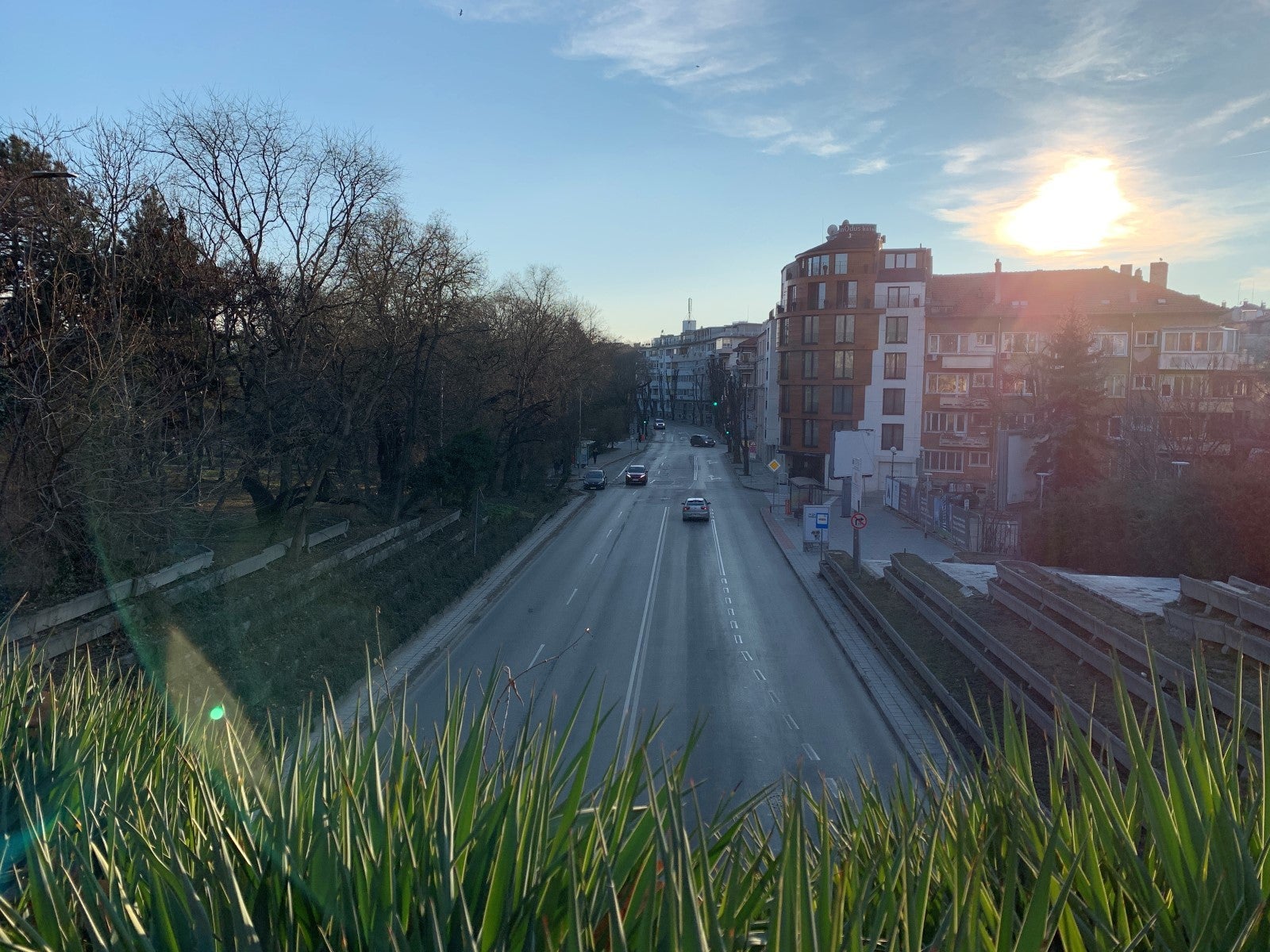 Apple iPhone XS - Xiaomi Mi Mix 3 vs Apple iPhone XS: camera comparison