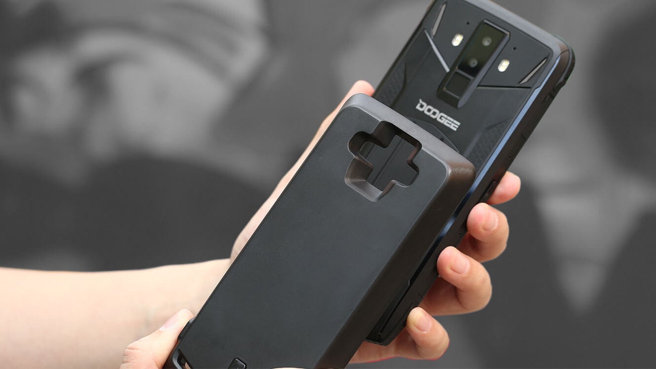 The super-rugged Doogee S90 sports a massive battery, cool modules, fair price
