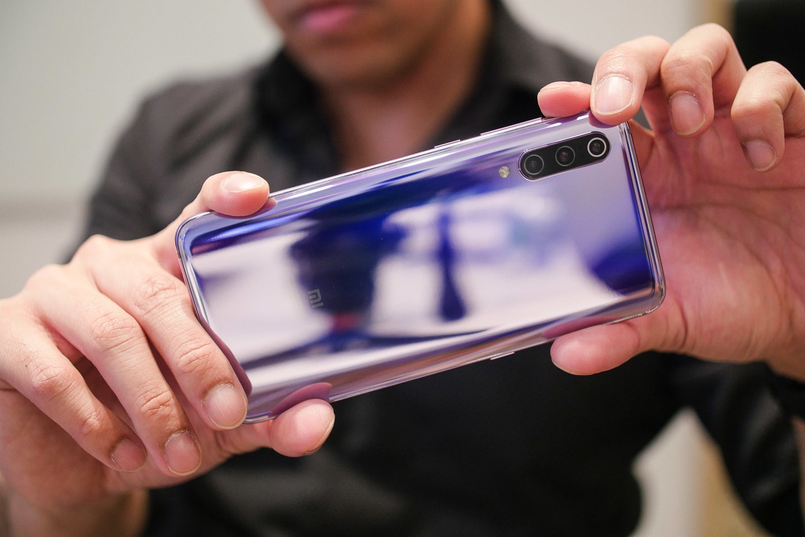Xiaomi Mi 9 hands-on: Now playing with the big boys