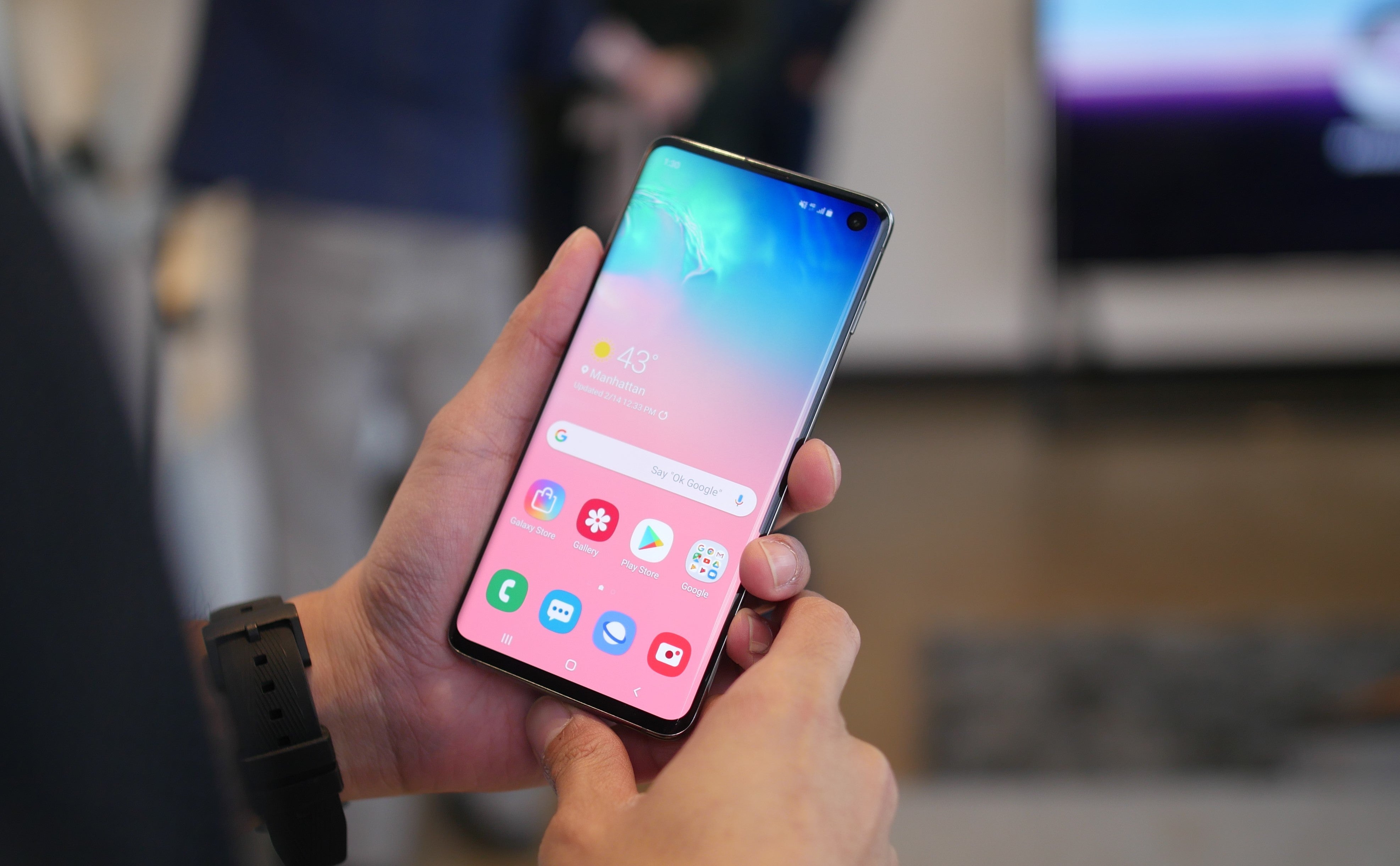 The new Samsung Galaxy S10, S10+, S10e, S10 5G smartphones are official, here&#039;s everything you need to know!