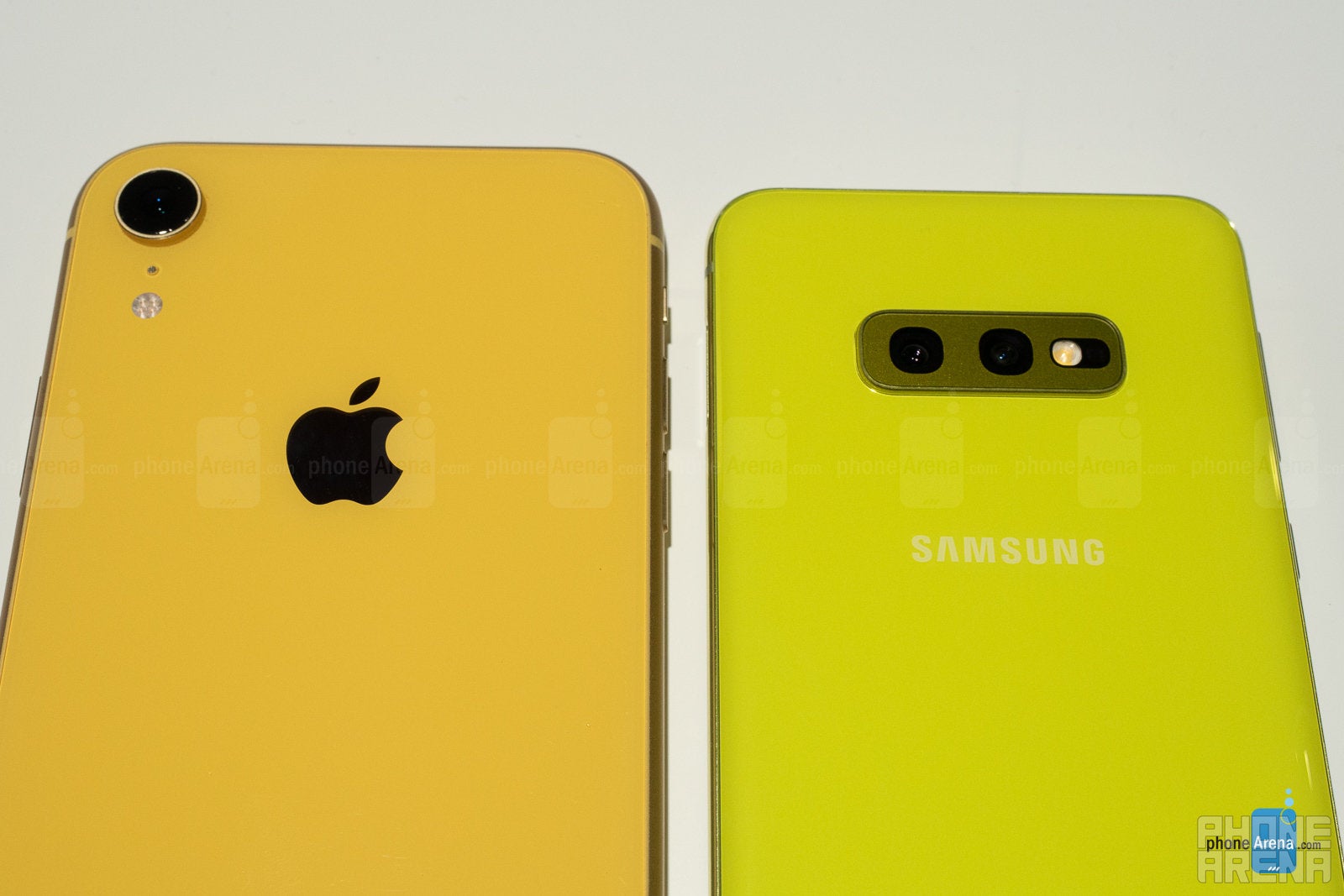 Samsung Galaxy S10e vs iPhone XR: does Samsung&#039;s $750 offer trample over Apple&#039;s &quot;budget&quot; iPhone?