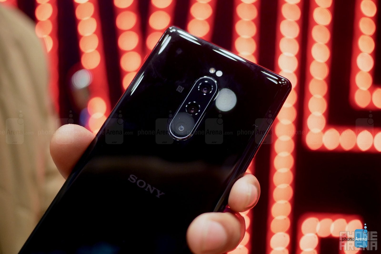 Sony Xperia 1 Hands-On: A tall order of screen with extra cameras