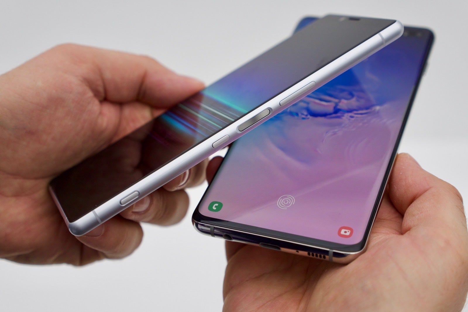 Quick flagship comparison: Sony Xperia 1 vs Samsung Galaxy S10+