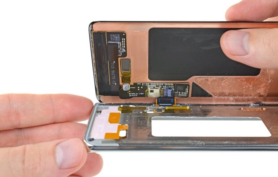 Replacing the Galaxy S10's screen at home is probably not a good idea - Complete Galaxy S10 and S10e teardown reveals major repairability concerns