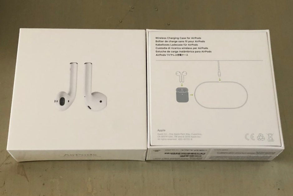 Yup, that's definitely an AirPower sketch - Apple is now dropping AirPower hints on AirPods 2 retail boxes