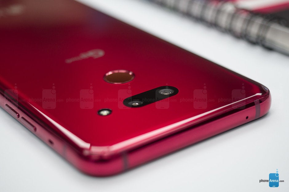 Camera flush with the glass back because... aesthetics - The LG G8 ThinQ camera flaunts extra tricks for the next-level social photog