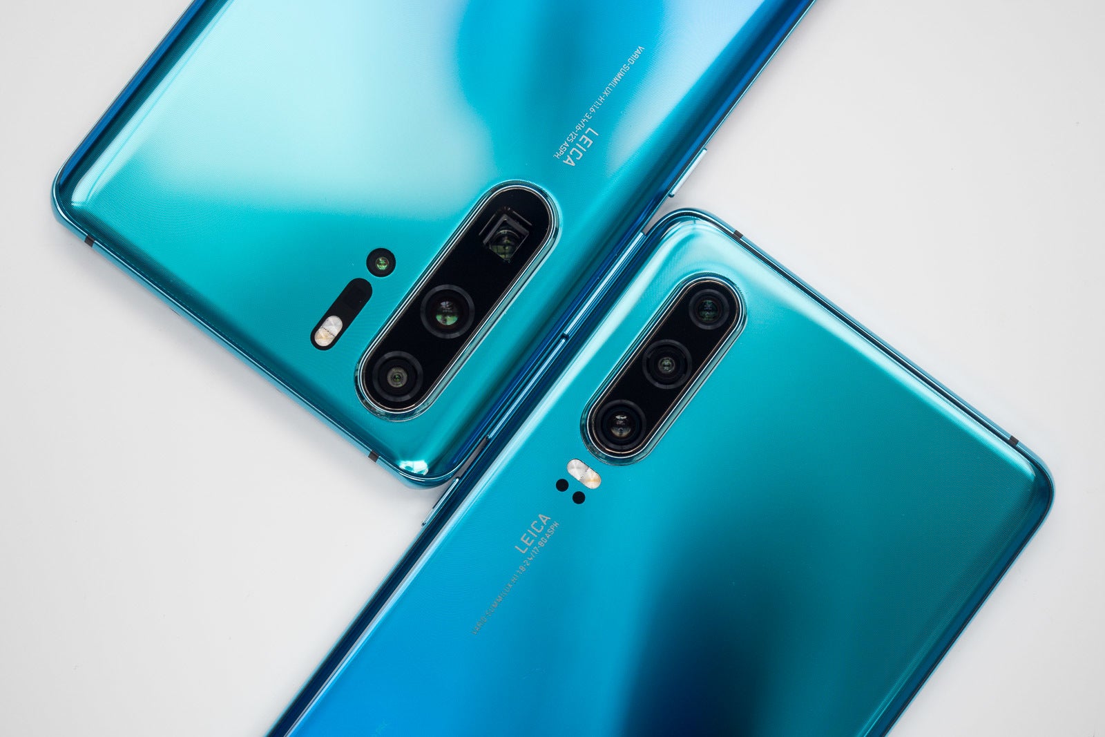 The Huawei P30 &amp;amp; P30 Pro both use the Kirin 980 - Apple's A13 and Huawei's Kirin 985 are almost ready for mass production