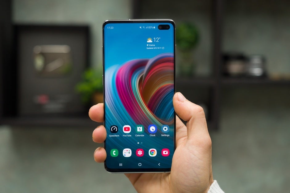 The Galaxy S10+ is Samsung's most popular new flagship variant - Latest Galaxy S10 sales report is music to Samsung's ears amid Galaxy Fold controversy