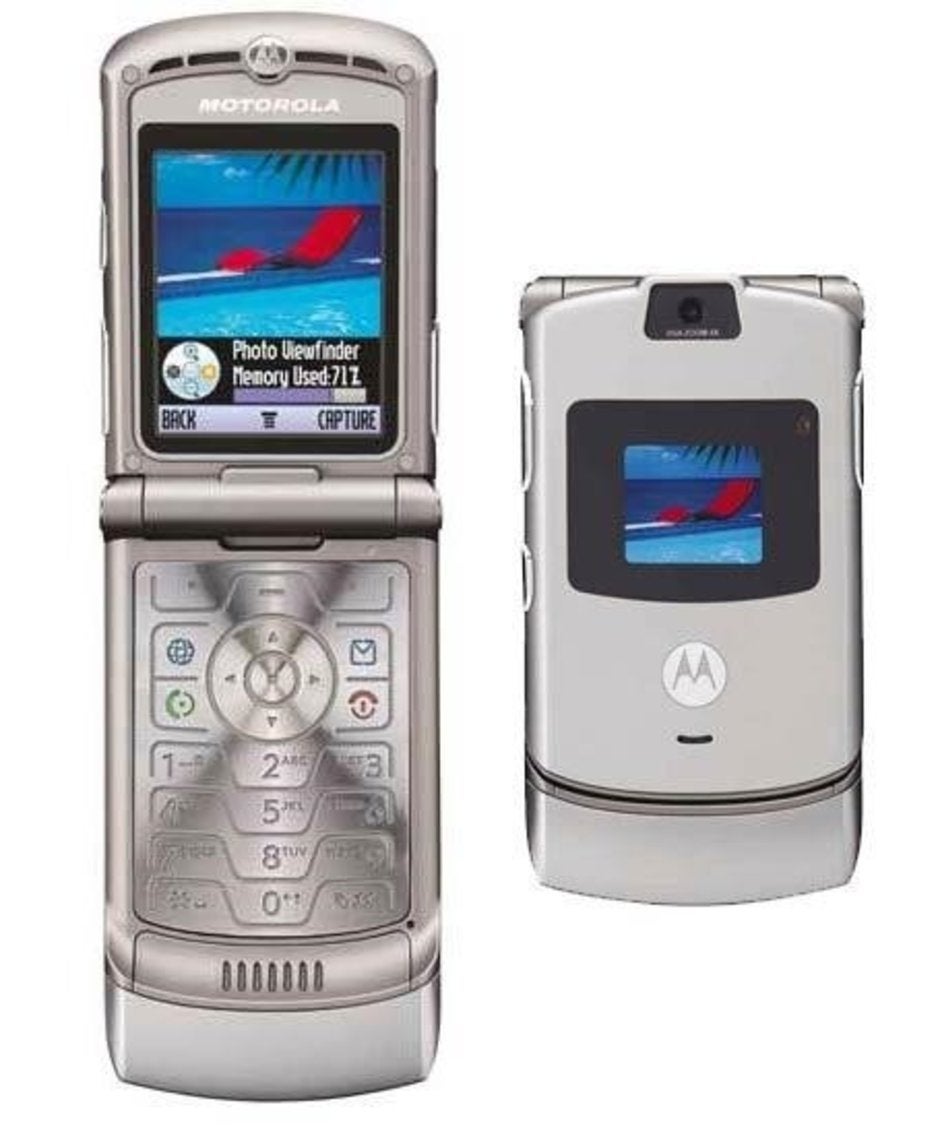 V 3. Motorola RAZR v3. Моторола рейзер v3 2020. Motorola RAZR v3i 2019. RAZR v3 2004.