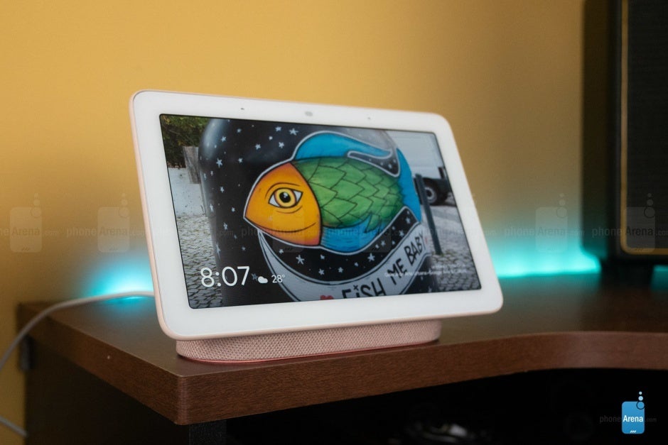 Google Nest Hub Max review: bigger screen, better sound, and a