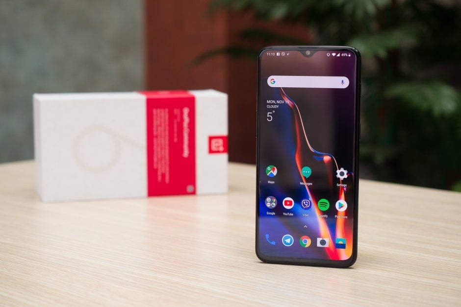 Samsung won back India&#039;s premium market crown in Q1, but the OnePlus 6T was the top-selling phone