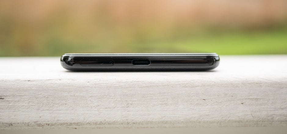 There's no jack at the top or bottom of the Pixel 3 - The Pixel 3a has a headphone jack to offer 'flexibility', but don't get your hopes up for the Pixel 4