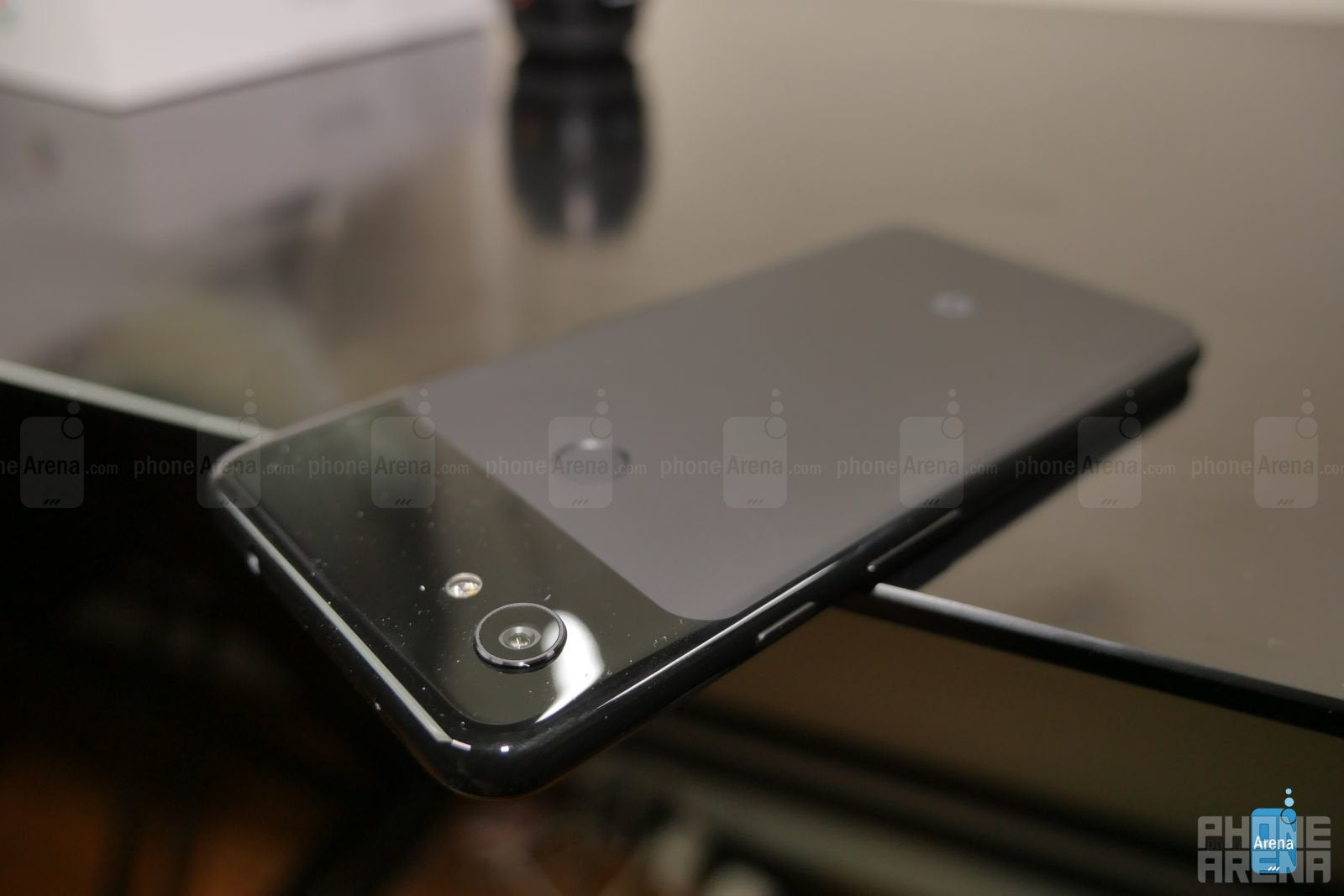 Google Pixel 3a XL unboxing & hands-on: A new benchmark
