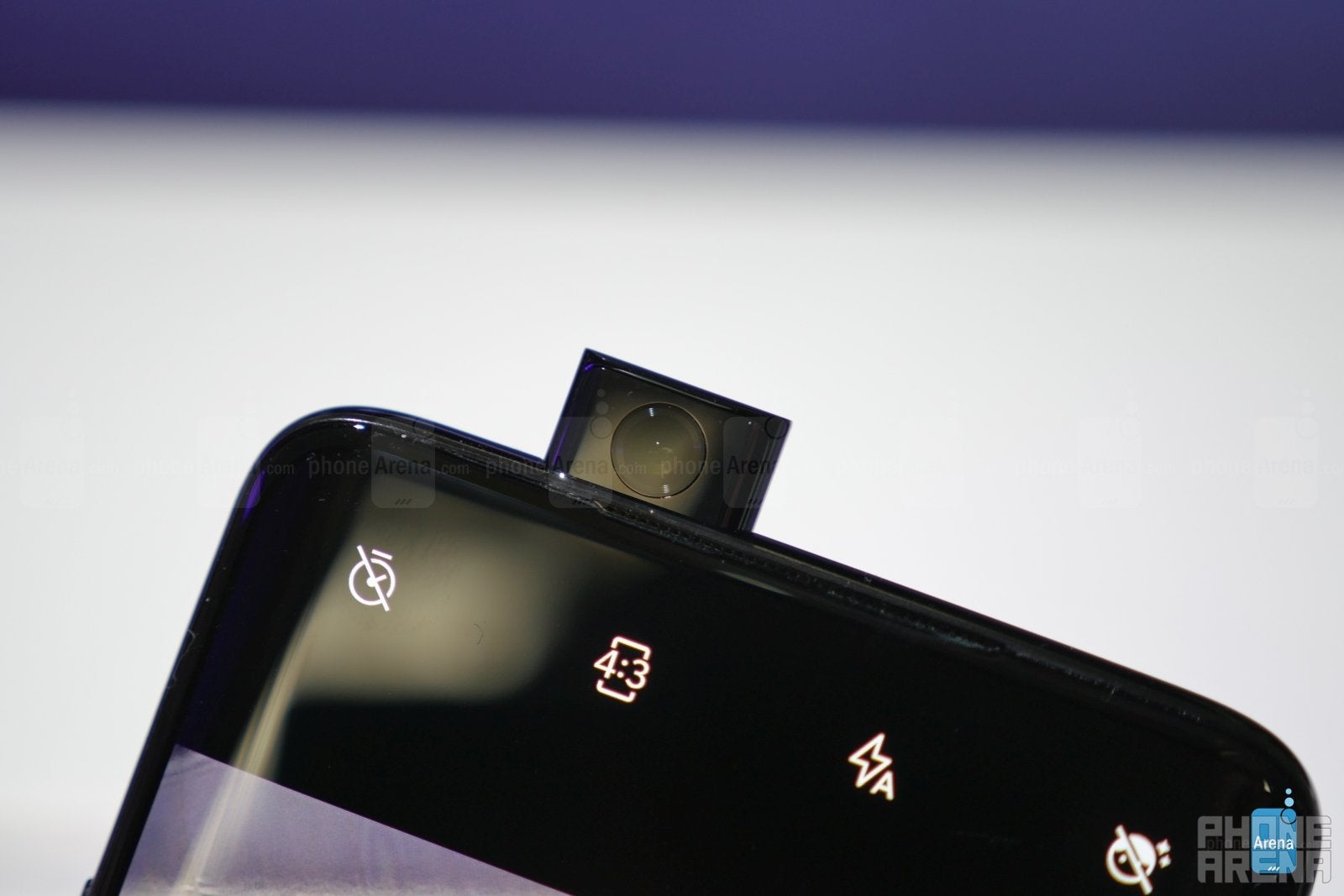 OnePlus 7 Pro hands-on: Full of surprises
