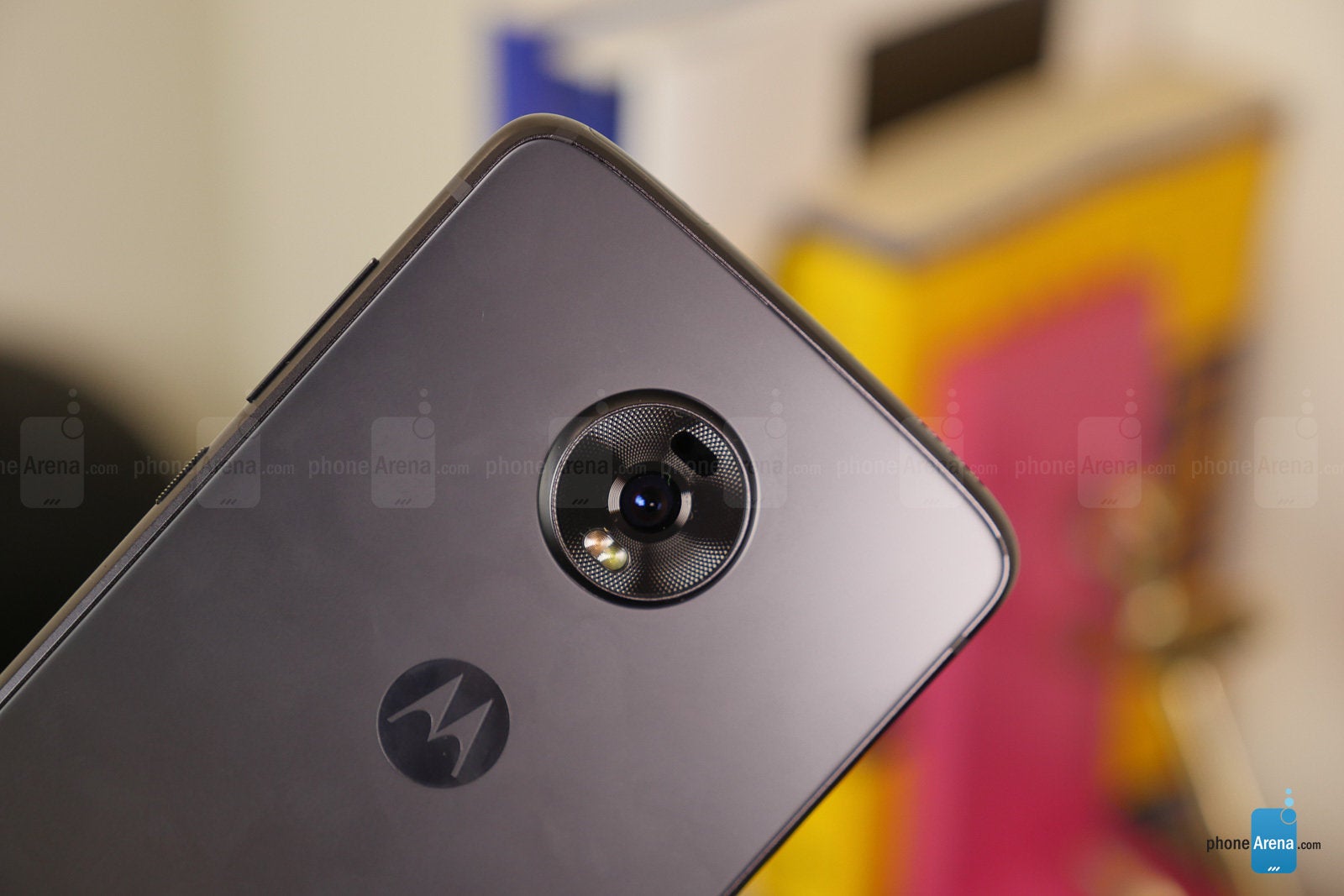 Motorola Moto Z4 hands-on: Snapdragon 675 and killer price on Verizon