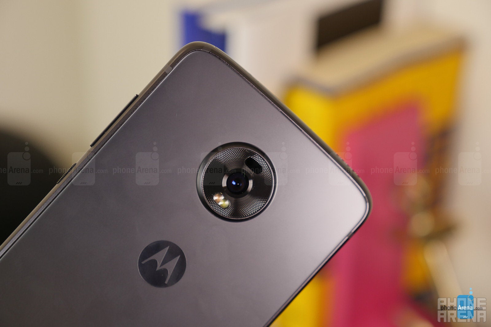 Motorola Moto Z4 hands-on: Snapdragon 675 and killer price on Verizon
