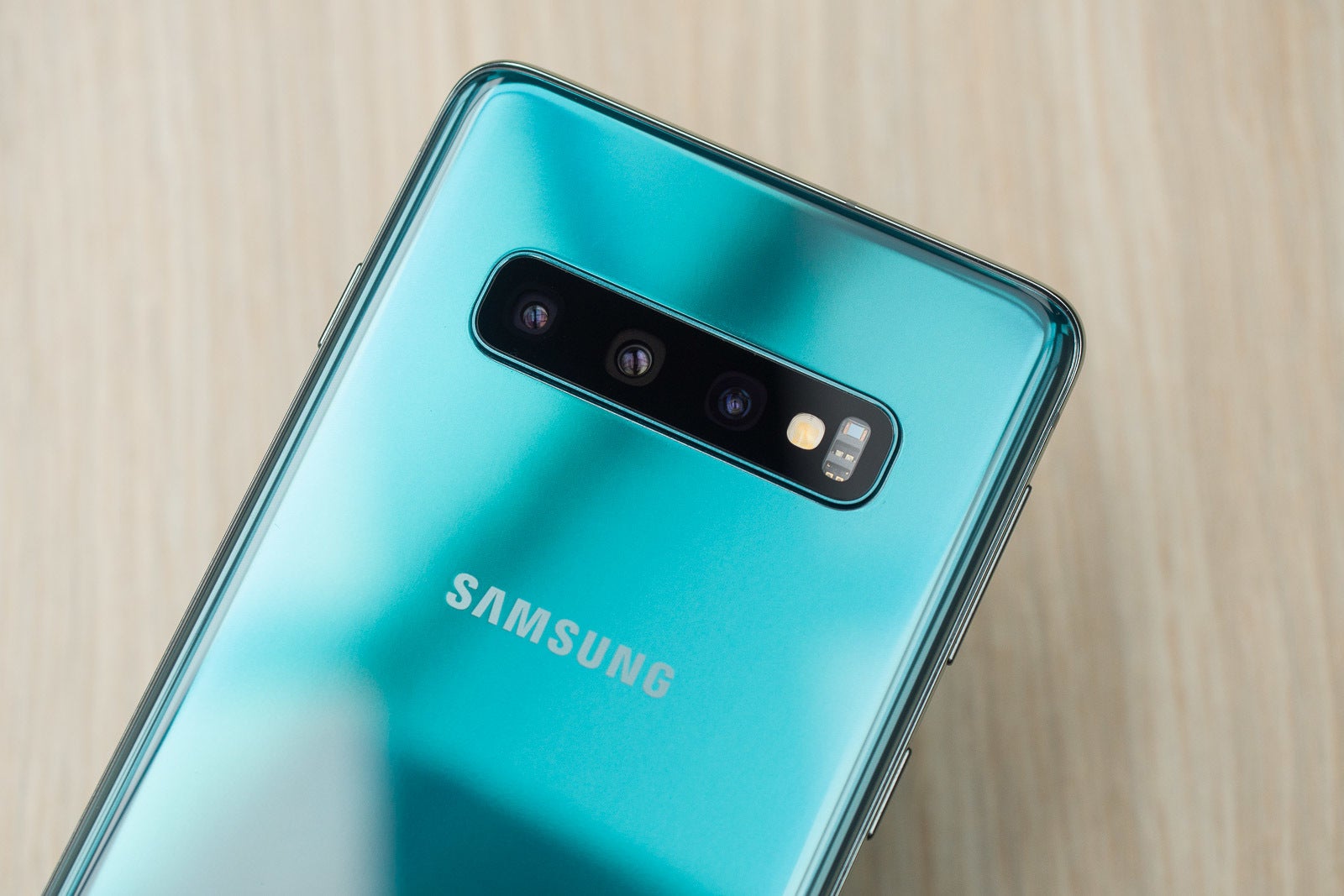 Samsung Galaxy S10 series sales are 31% higher in one European market