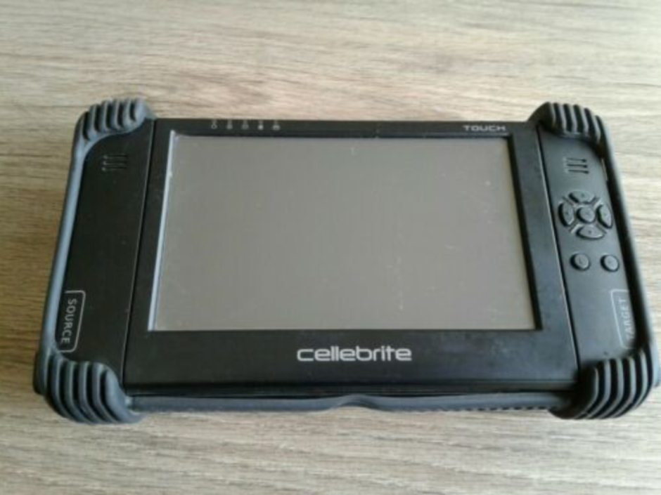 A Cellebrite Touch machine available today on eBay - All iOS devices can be unlocked says maker of leading cracking device