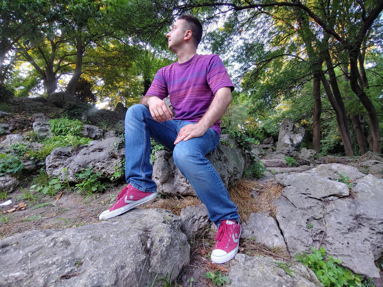The super wide-angle lens has a very different perspective letting you capture outstanding wide shots even from close distances - Be a social media star with the LG G8&#039;s powerful camera tools