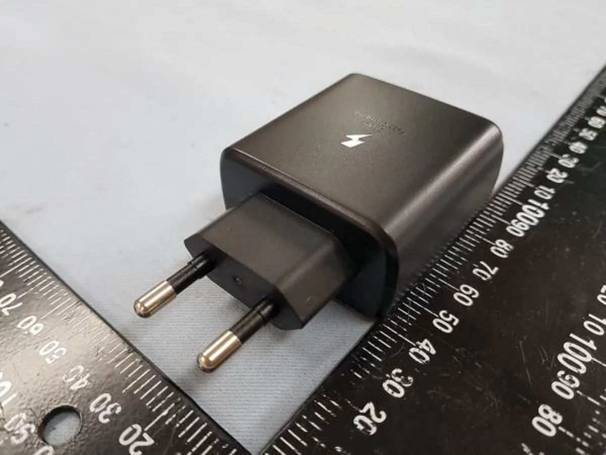 Samsung&#039;s insane 45W charger for Note 10 to be priced at Apple&#039;s 30W iPhone charger