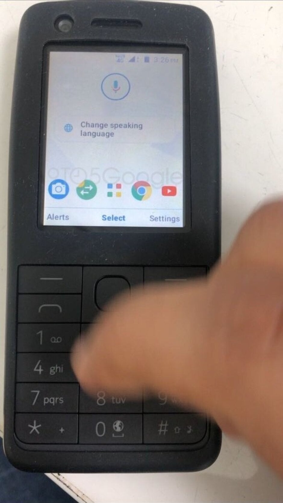Photo shows feature phone, allegedly from Nokia, running on Android - Leaked photo shows Nokia feature phone running a special version of Android