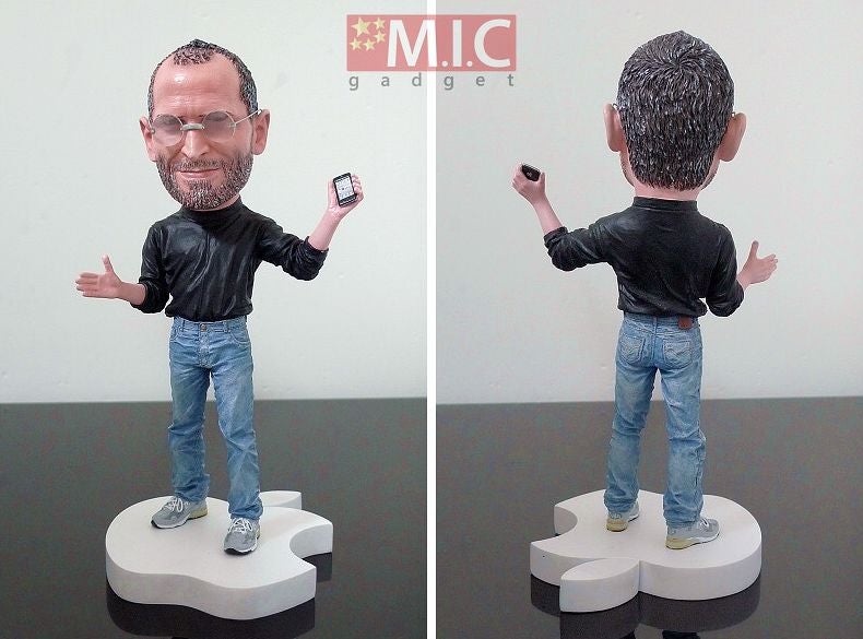 Steve Jobs action figure available for die-hard Macheads