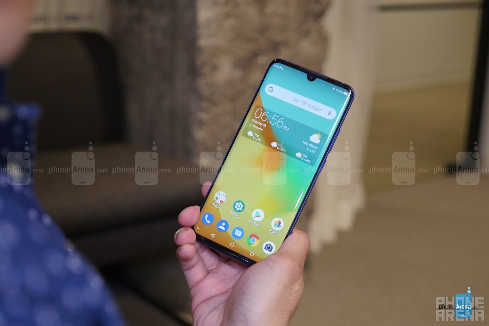 ZTE Axon 10 Pro pre-orders come with cool gifts included at a very reasonable price