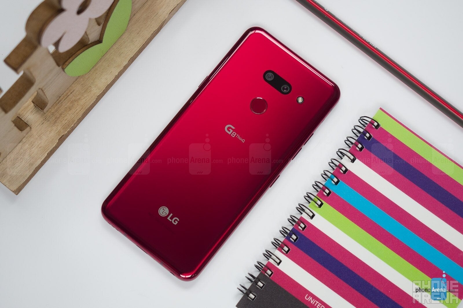The LG G8 ThinQ doesn&#039;t look so bad... from behind - I&#039;m excited about LG&#039;s next flagship and I don&#039;t really know why